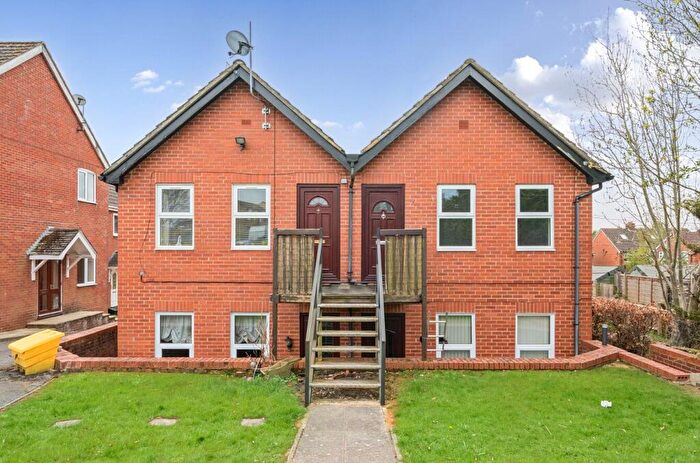 1 Bedroom Flat For Sale In Andover Road, Ludgershall, Andover, SP11