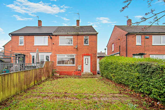 3 Bedroom Semi-Detached House For Sale In Barnard Road, Ferryhill, DL17