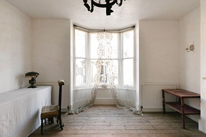 5 Bedroom Semi Detached House For Sale In All Saints Street, Hastings, East Sussex, TN34