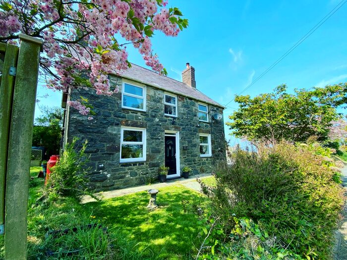 Farm For Sale In Llangwnadl, Pwllheli, LL53