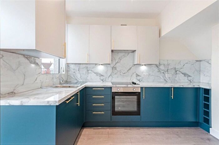 2 Bedroom Flat To Rent In Olive Road, Willesden Green, NW2
