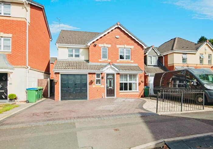4 Bedroom Detached House To Rent In Dorothy Adams Close, Cradley Heath, B64