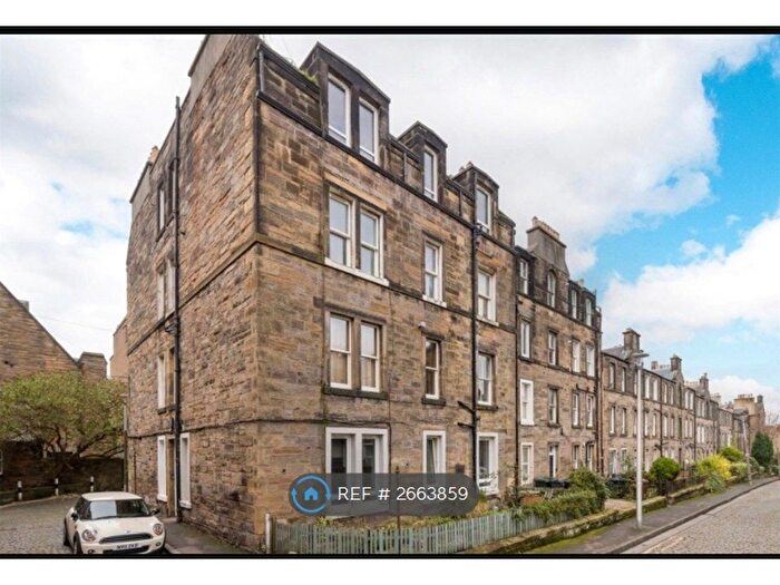 2 Bedroom Flat To Rent In Richmond Terrace, Edinburgh, EH11