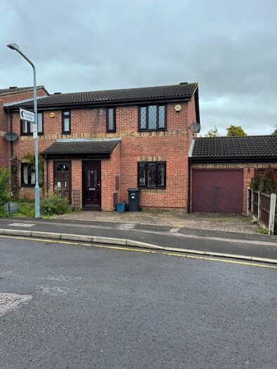 3 Bedroom Semi-Detached House To Rent In Gibson Road, Dagenham, RM8