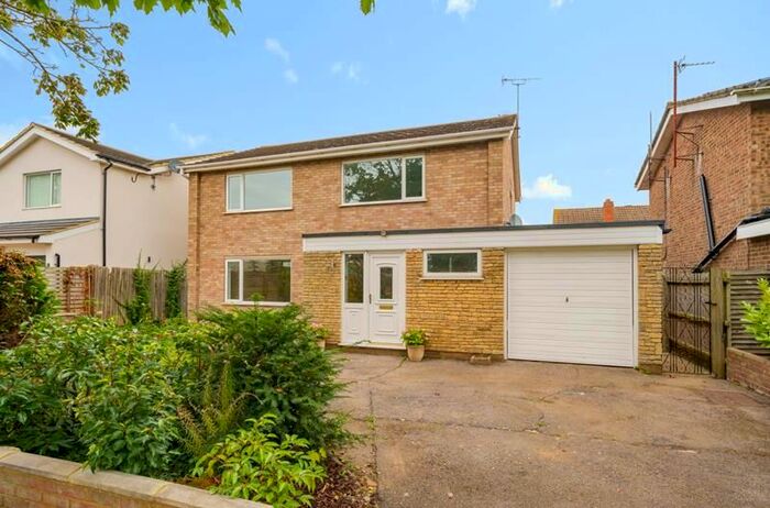 4 Bedroom Detached House To Rent In Putnoe Street, Bedford, Beds, MK41