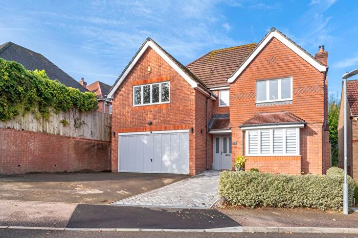 4 Bedroom Detached House For Sale In Timberley Gardens, Uckfield, TN22