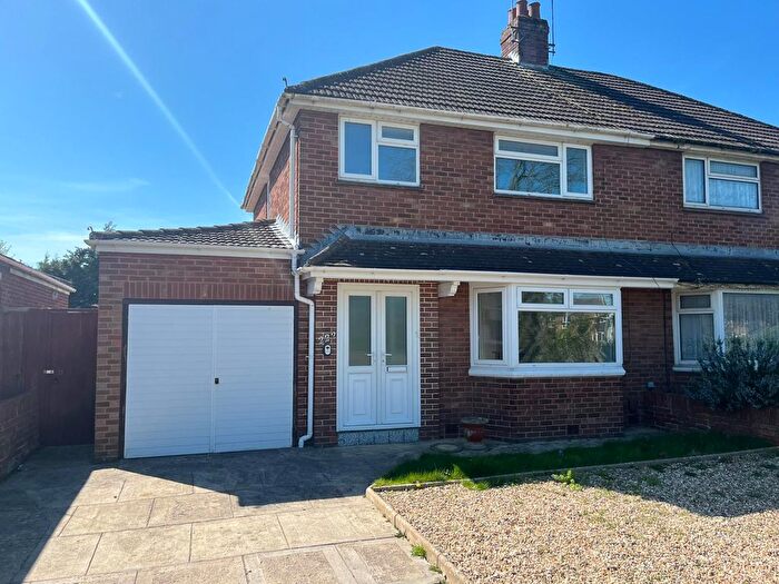 3 Bedroom Semi Detached House To Rent In Queens Drive, Swindon, SN3