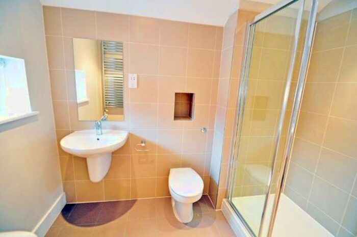 1 Bedroom Apartment To Rent In High Street, Maidenhead, Berkshire, SL6