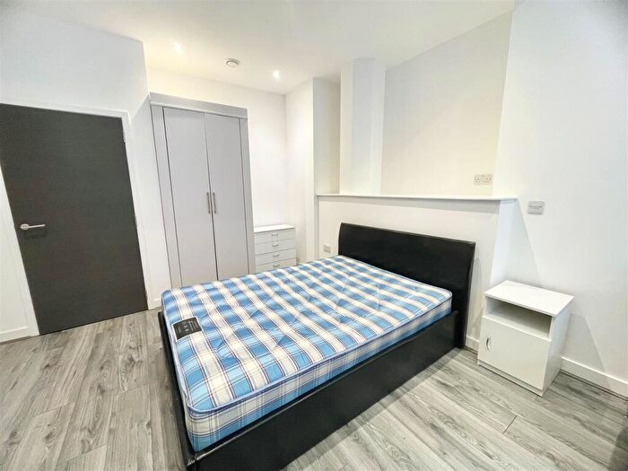 Studio To Rent In Edmund Street, Liverpool, L3