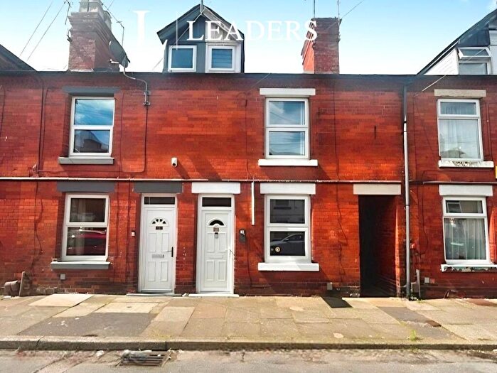 3 Bedroom House To Rent In York Street, Sutton-in-Ashfield, NG17