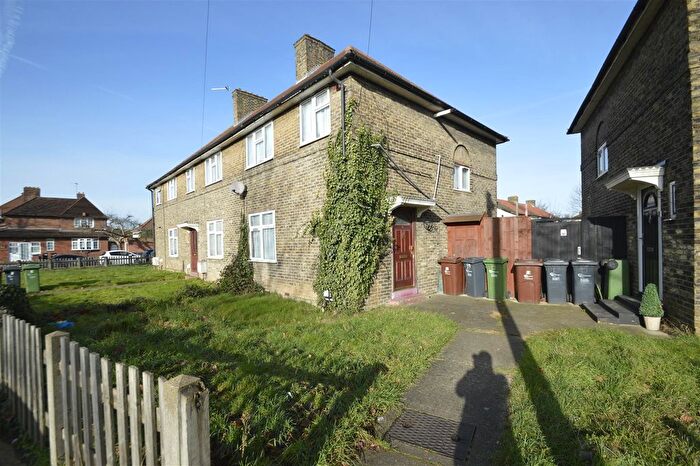 3 Bedroom Semi-Detached House To Rent In Wood Lane, Dagenham, RM8