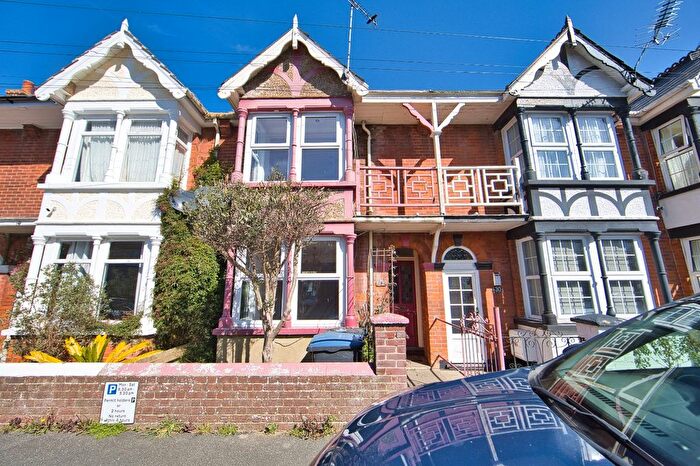 3 Bedroom Terraced House For Sale In Middle Deal Road, Deal, Kent, CT14