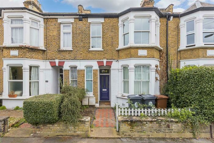 2 Bedroom Maisonette To Rent In Albert Road, Leyton, London, E10