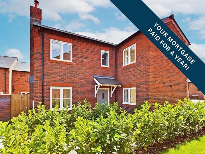 4 Bedroom Detached House For Sale In Beeston View, Tattenhall, CH3