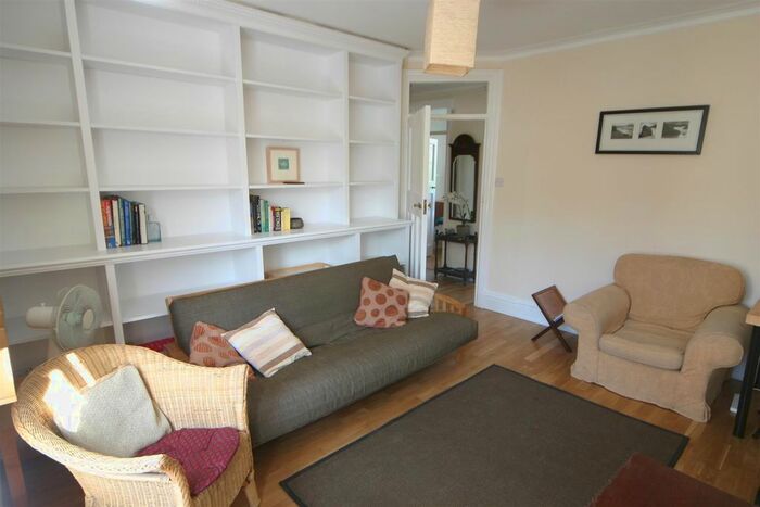 4 Bedroom Flat To Rent In Melcombe Court, Dorset Square, Marylebone, NW1