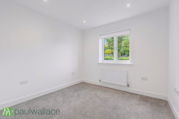 2 Bedroom Flat For Sale In Florence Court, Park Lane, Knebworth, SG3