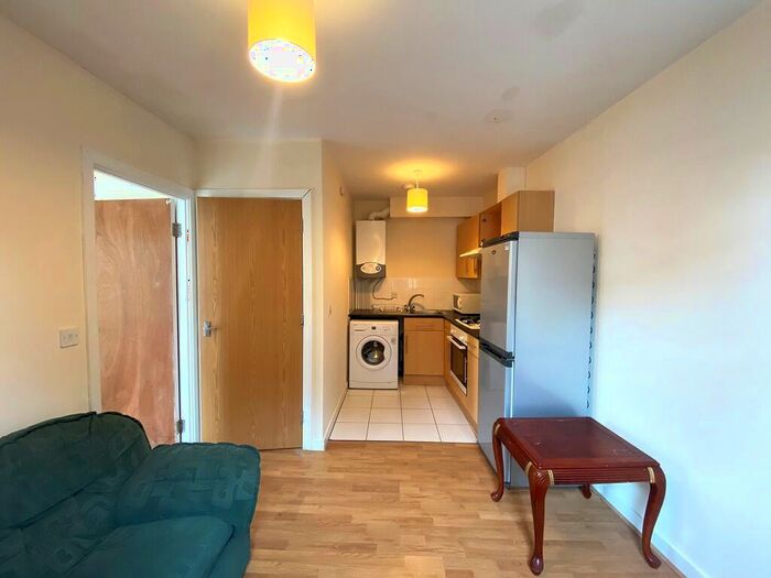 2 Bedroom Flat To Rent In St. James's Road, Southsea, PO5