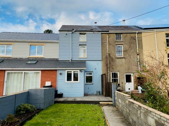 2 Bedroom End Of Terrace House To Rent In Nantgaredig, Carmarthen, SA32
