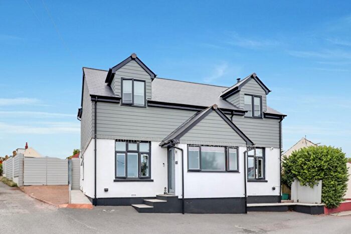 4 Bedroom Detached House For Sale In Uplands Bassetts Gardens, Exmouth, EX8