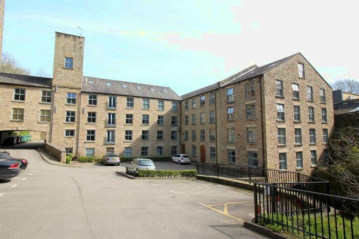 2 Bedroom Duplex To Rent In Hyde Bank Road, New Mills, High Peak, SK22