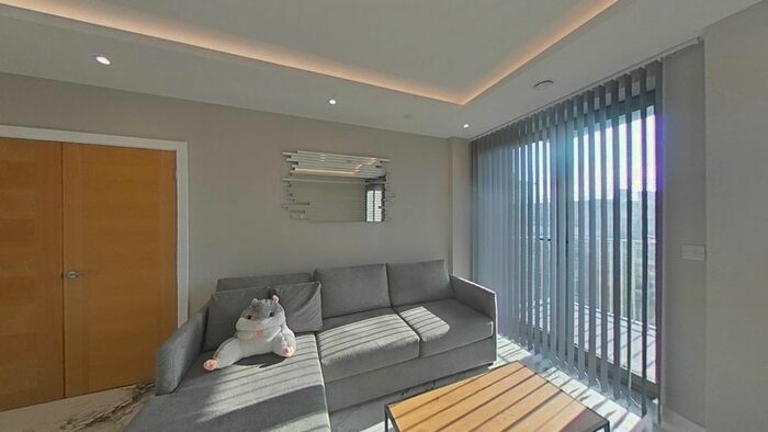 1 Bedroom Flat To Rent In The Mall, London, W5