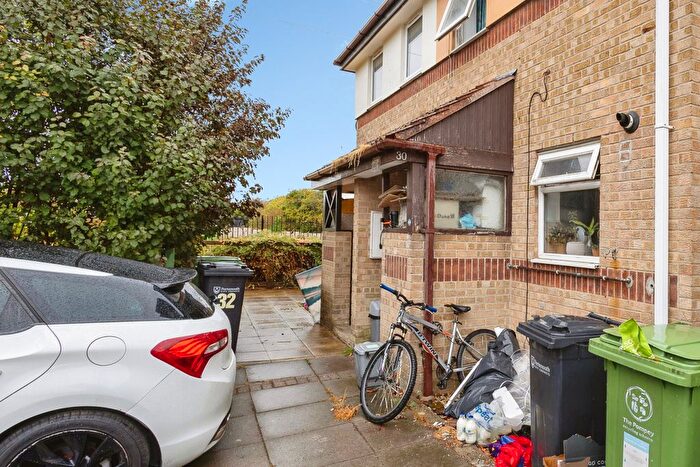 2 Bedroom Terraced House For Sale In Tunstall Road, Portsmouth, PO6