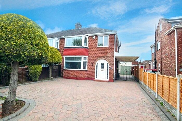 3 Bedroom Semi Detached House For Sale In The Oval, Middlesbrough, TS5