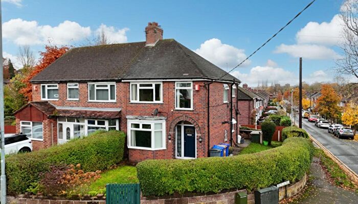 3 Bedroom Semi-Detached House For Sale In Fellbrook Lane, Stoke-On-Trent, ST2
