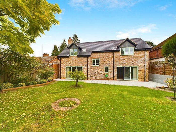 4 Bedroom House To Rent In London Road, Hitchin, Hertfordshire, SG4