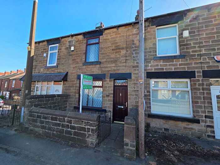 2 Bedroom Terraced House For Sale In Darton Lane, Mapplewell, S75