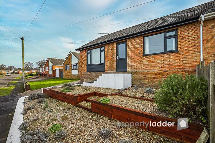 3 Bedroom Semi-Detached Bungalow For Sale In Godfrey Road, Spixworth, NR10