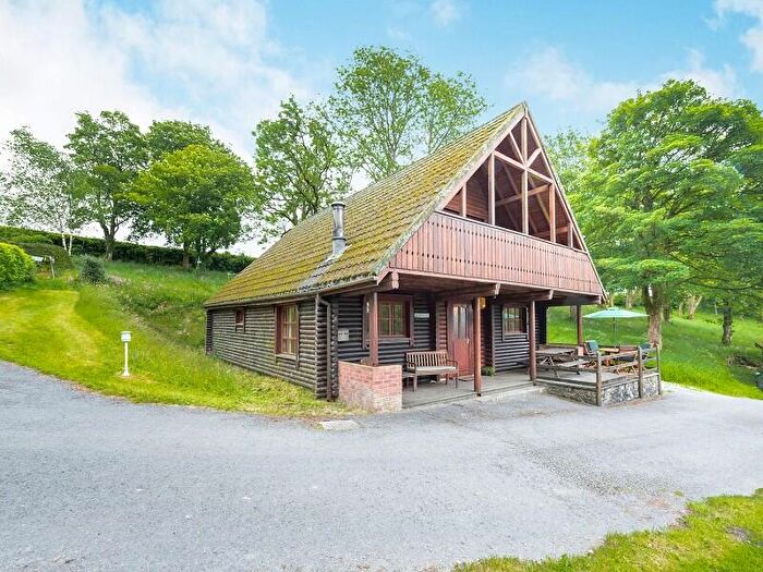 3 Bedroom Detached House For Sale In Llanfynydd Road, Carmarthen, Carmarthenshire., SA32