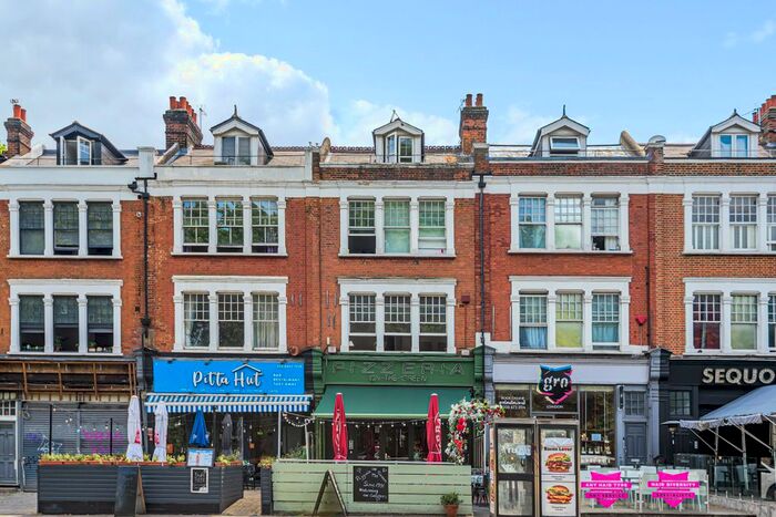 1 Bedroom Flat To Rent In Cavendish Parade, Clapham Common South Side, SW4