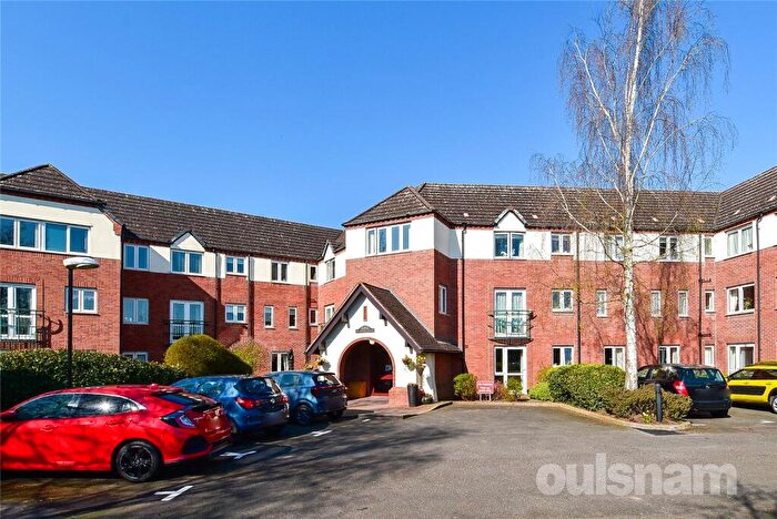 2 Bedroom Apartment For Sale In Howard Road East, Kings Heath, Birmingham, West Midlands, B13