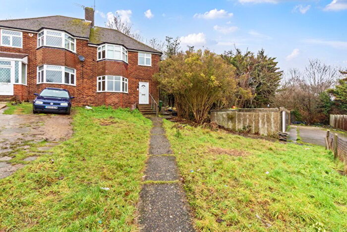 3 Bedroom Semi-Detached House For Sale In Longmead Drive, Sidcup, DA14
