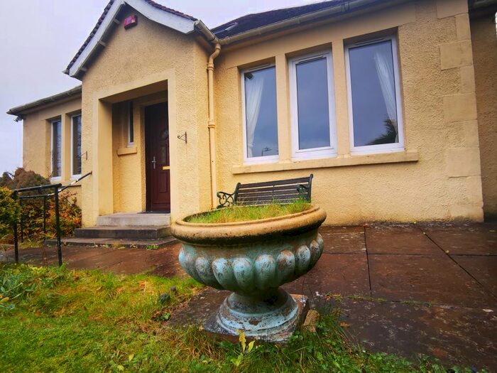 4 Bedroom Bungalow To Rent In Hailes Park, Colinton, Edinburgh, EH13
