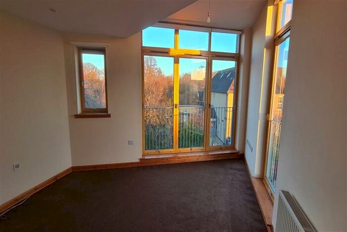 2 Bedroom Flat To Rent In Wauchope Terrace, EH16