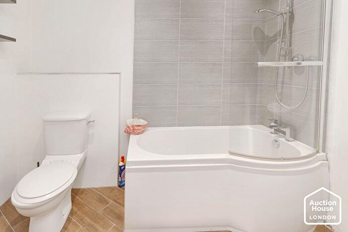 2 Bedroom Flat For Sale In Flat The Foister Building, Charles Street, Leicester, Leicestershire, LE1