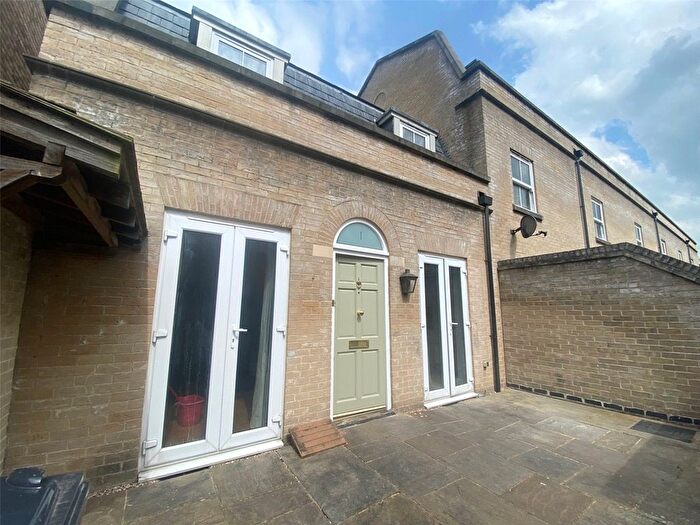2 Bedroom Terraced House To Rent In Cavendish Place, Cambridge, Cambridgeshire, CB1