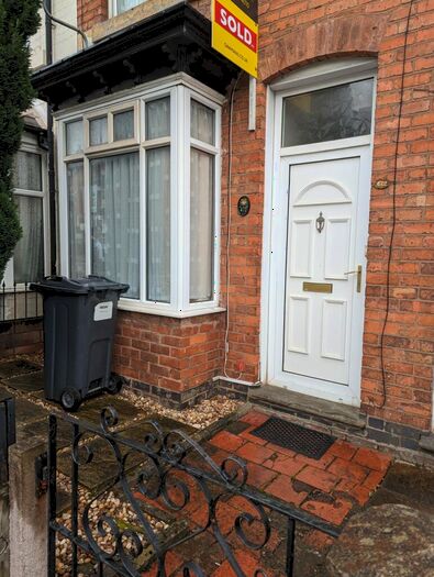 2 Bedroom House To Rent In Harborne Park Road, Harborne, B17