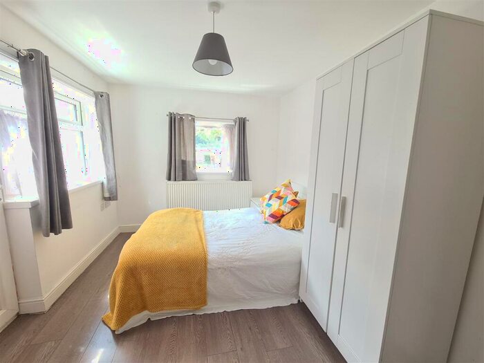 Terraced House To Rent In Alexander Road, Acocks Green, Birmingham, B27