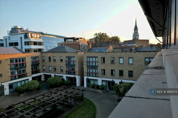 2 Bedroom Flat To Rent In St John Street, London, EC1V