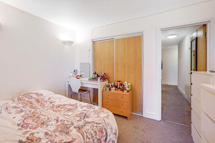 1 Bedroom Flat To Rent In Burgate Lane, Canterbury, CT1