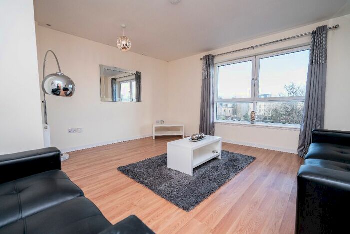 2 Bedroom Flat To Rent In St Peters Square, Aberdeen, AB24