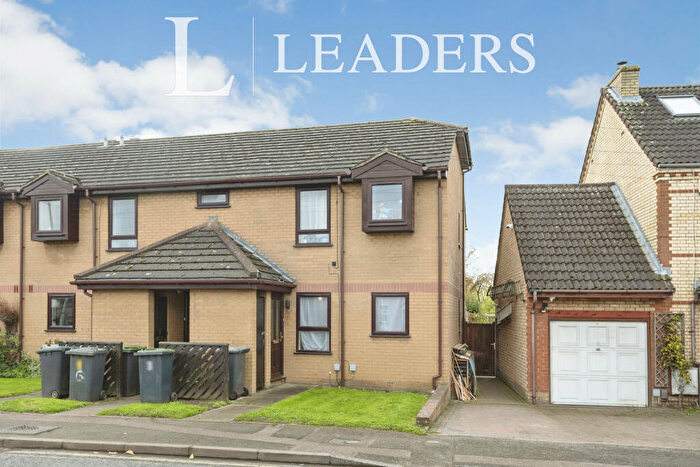 2 Bedroom Flat To Rent In The Vines, Stotfold, SG5