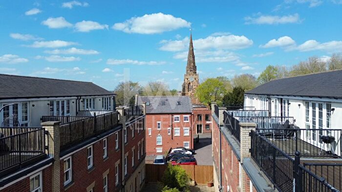 2 Bedroom Maisonette For Sale In Sheep Street, Northampton, Northamptonshire, NN1