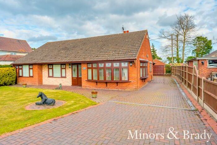 3 Bedroom Detached Bungalow For Sale In Rackhams Corner, Corton, Lowestoft NR32