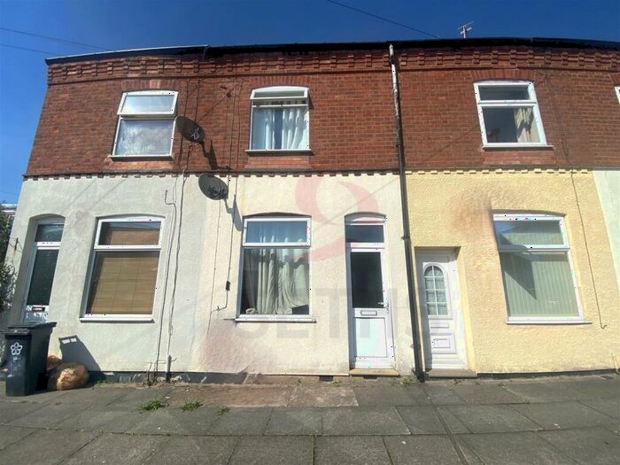 2 Bedroom Terraced House To Rent In Lorraine Road, Aylestone, LE2