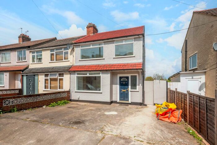 3 Bedroom House To Rent In Elstree Gardens, Belvedere, DA17