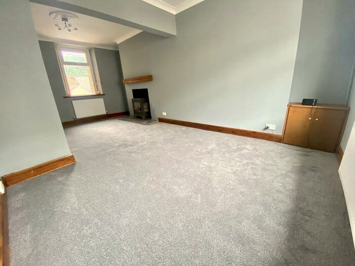 2 Bedroom Terraced House To Rent In Duke Street, NP13